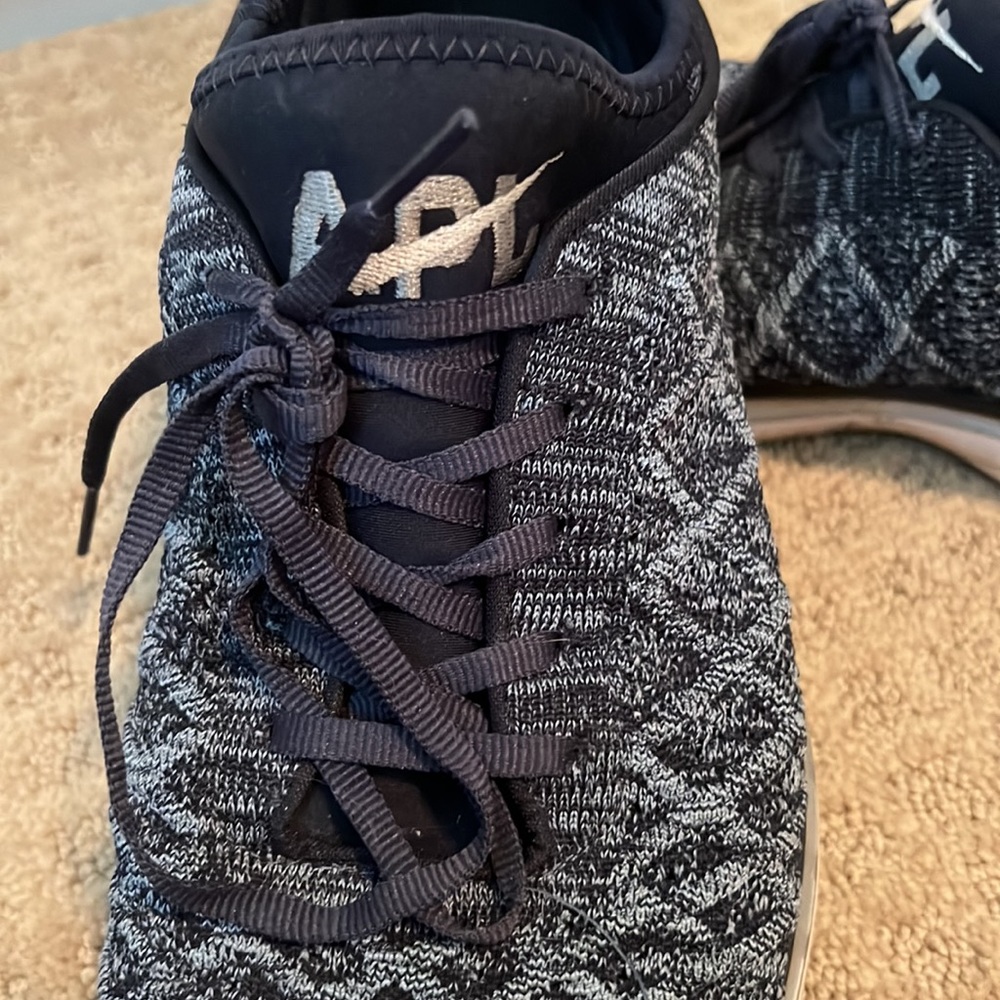 Men’s APL sneakers size 11 - Picture 2 of 4